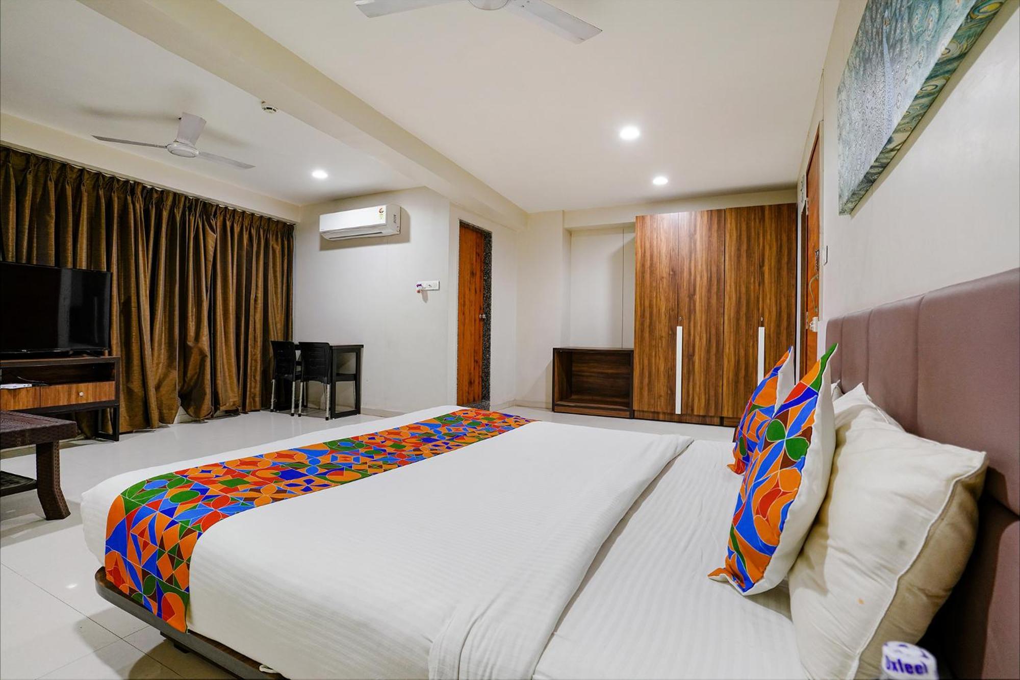 Fabhotel La Victoria - Galaxy Circle Bhatha 外观 照片