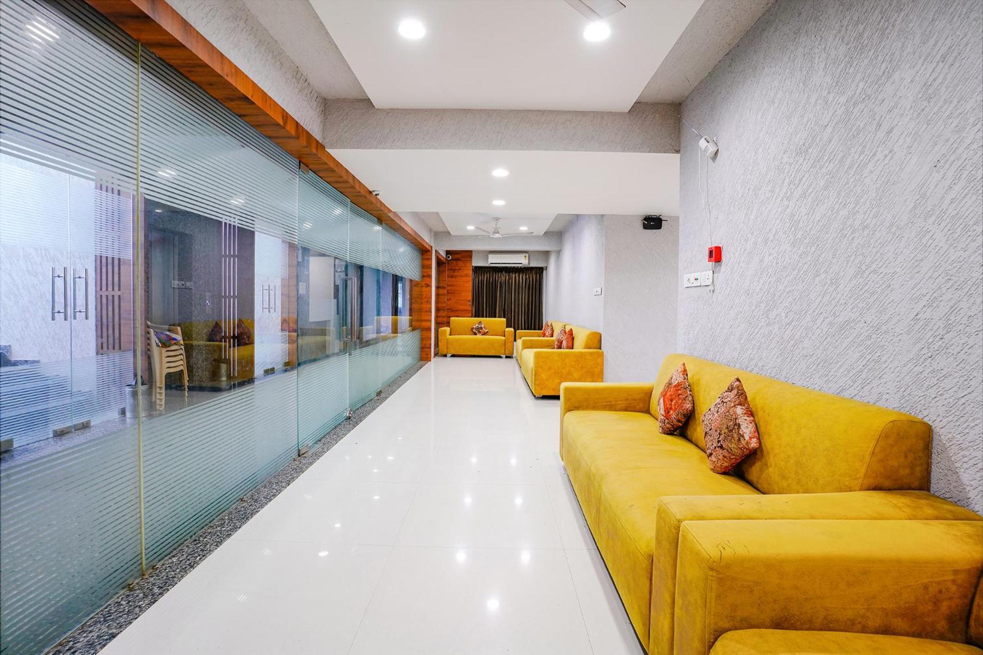 Fabhotel La Victoria - Galaxy Circle Bhatha 外观 照片